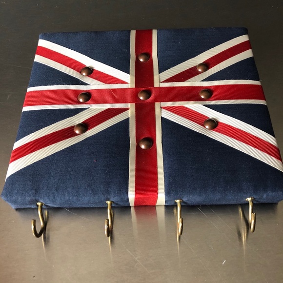 Handmade British Wall Key Holder - Fabric & Ribbon - Picture 2 of 5